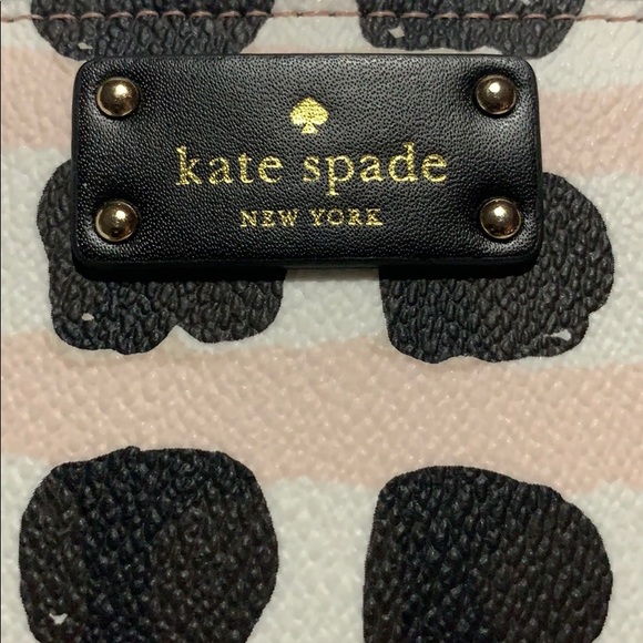 NWT 🔥 Brand new Kate ♠️ spade wallet - Picture 3 of 8